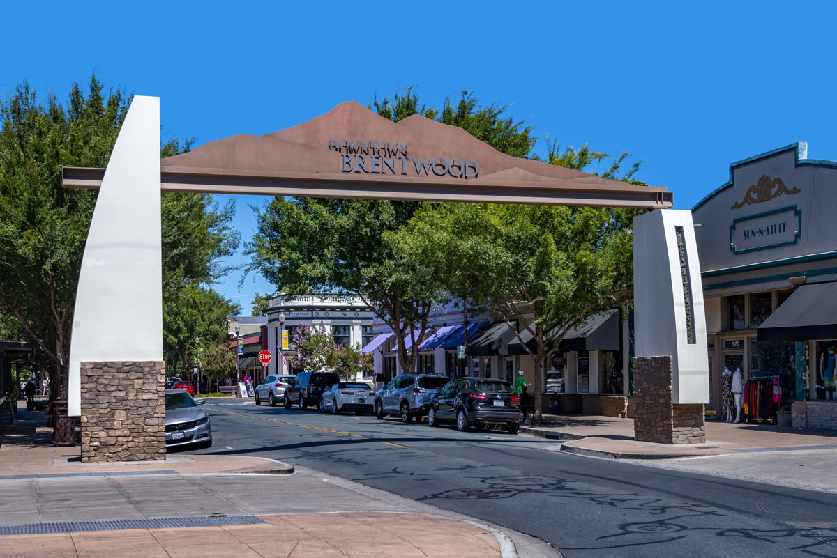 Near downtown Brentwood for shopping and dining
