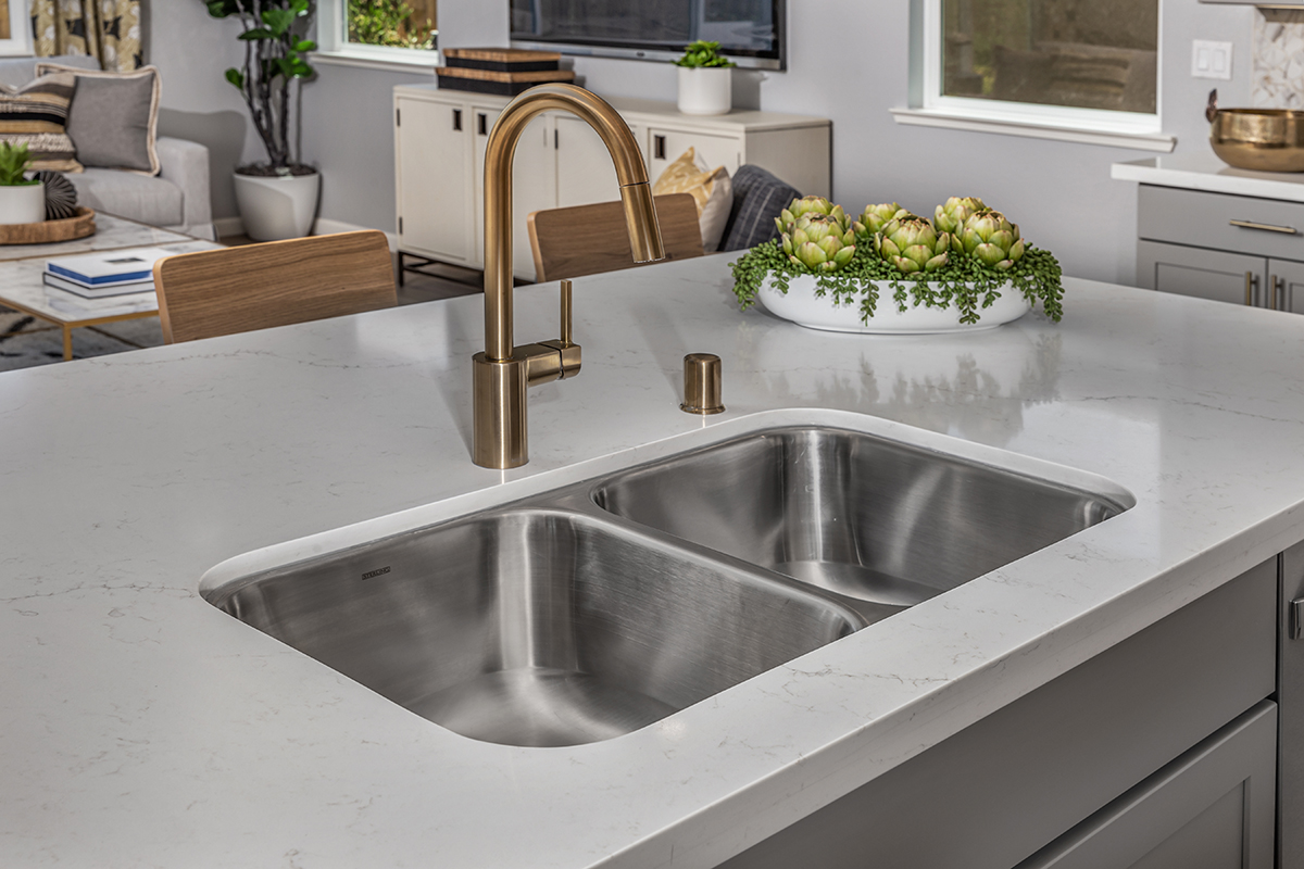 Kitchen island with sink