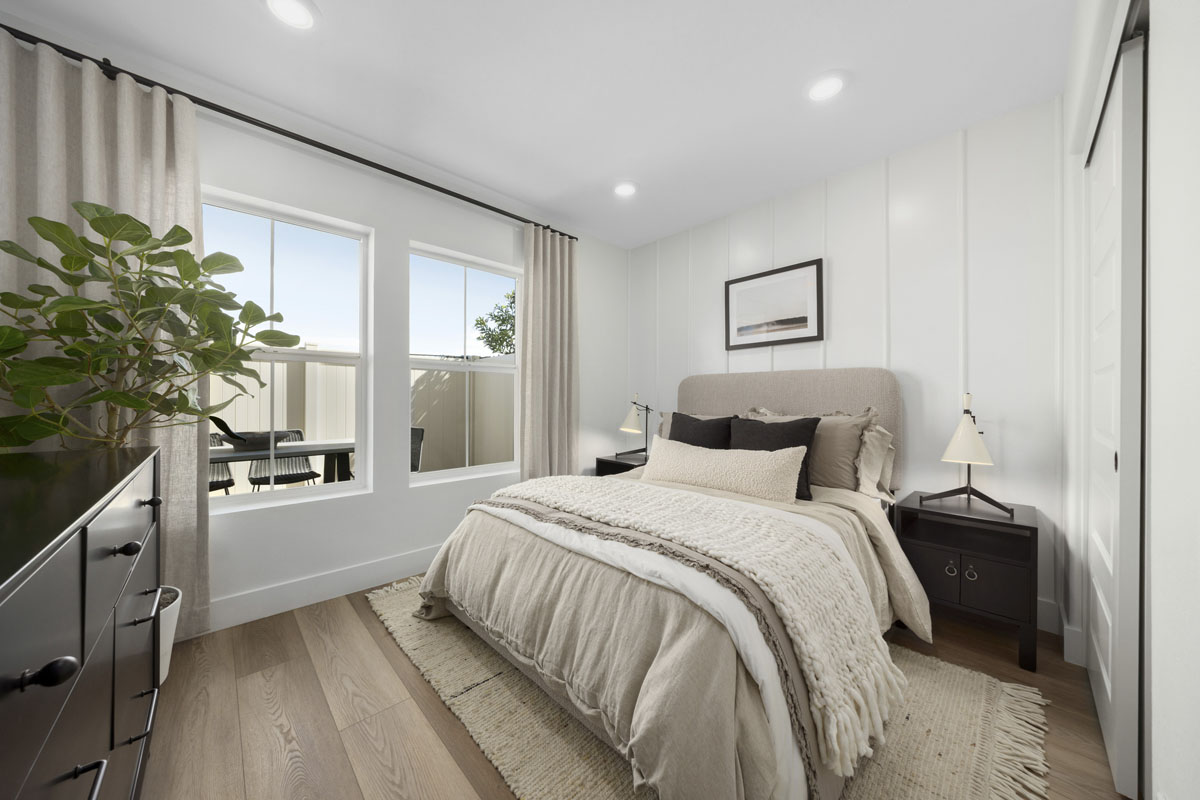 Downstairs bedroom
