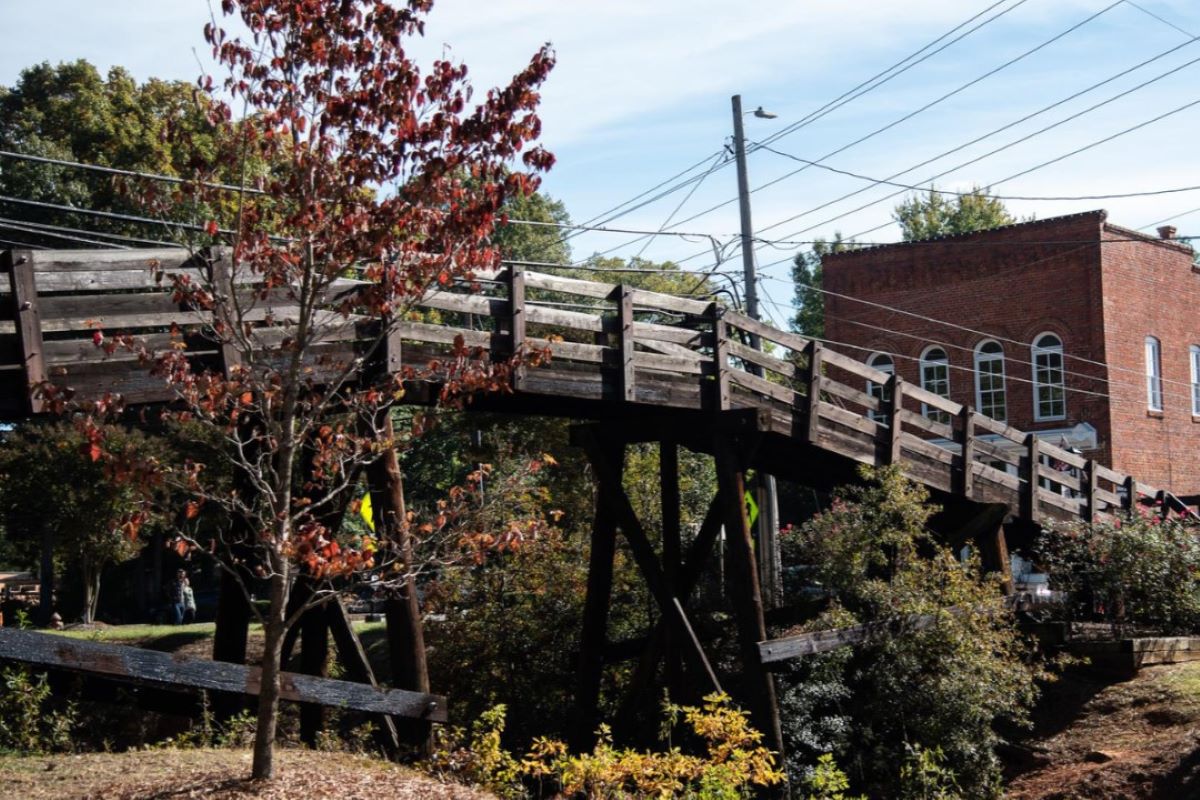 Short drive to historic Waxhaw