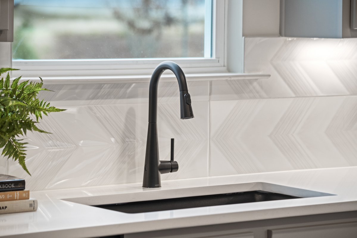 Undermount sink