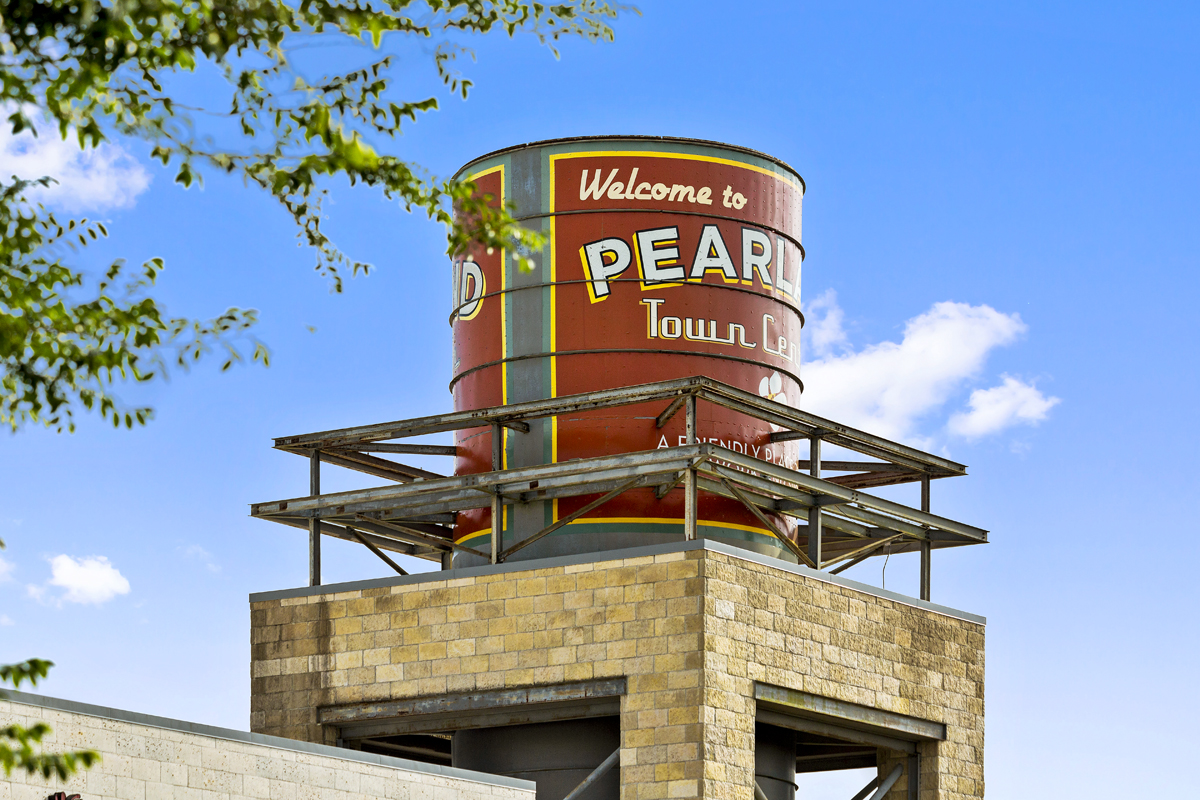 Short drive to Pearland Town Center