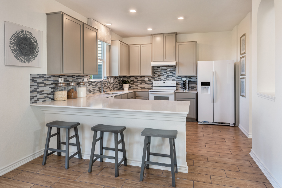 New Homes in Converse, TX - Knox Ridge Plan 2100 Kitchen