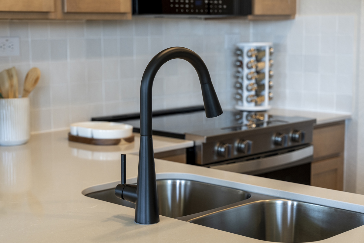 High-arc faucet in matte black	