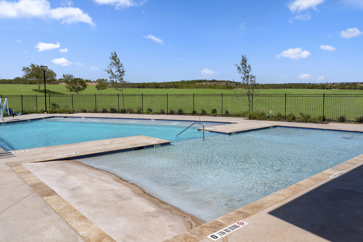Community pool