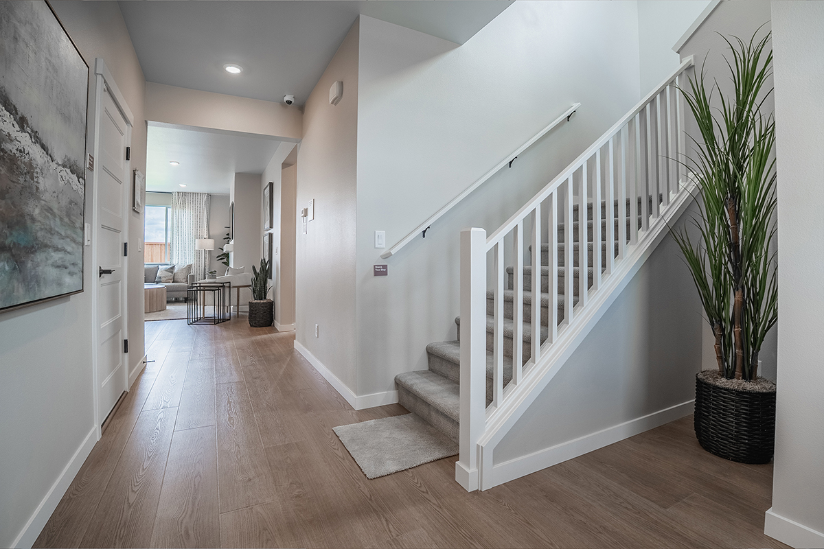 Open stair rail